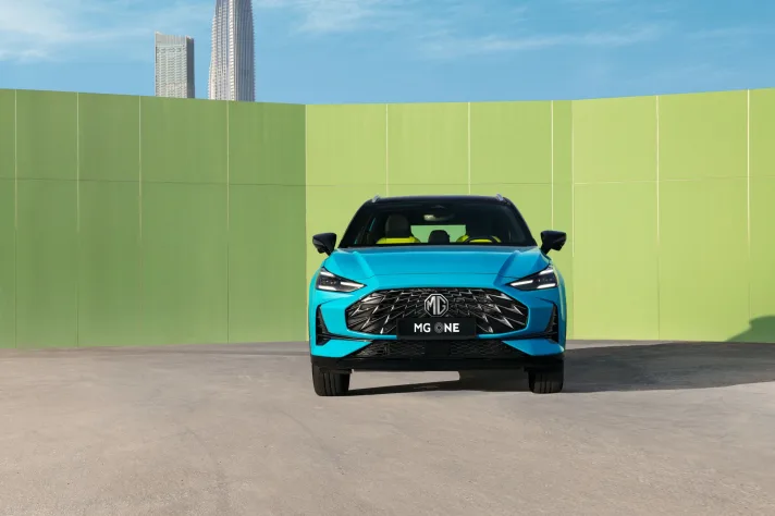 mg one سيارة 