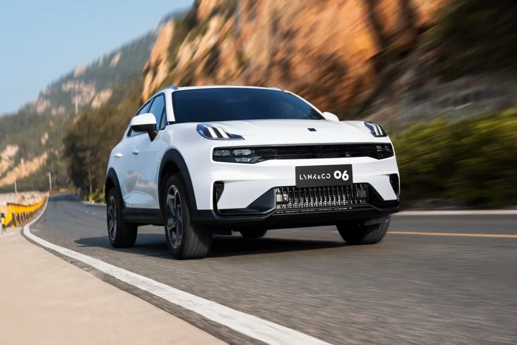LYNK & CO 6 CORE PLUS 2024