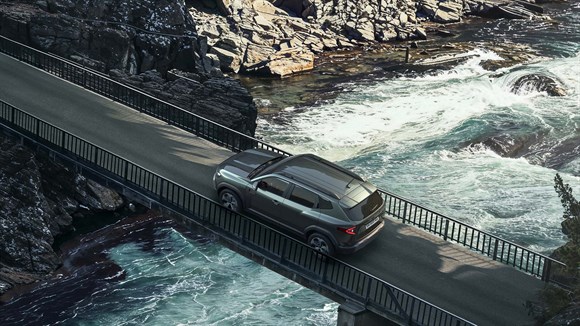 داستر الجديده سيارة 