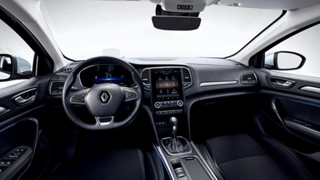 ميجان سيارة 